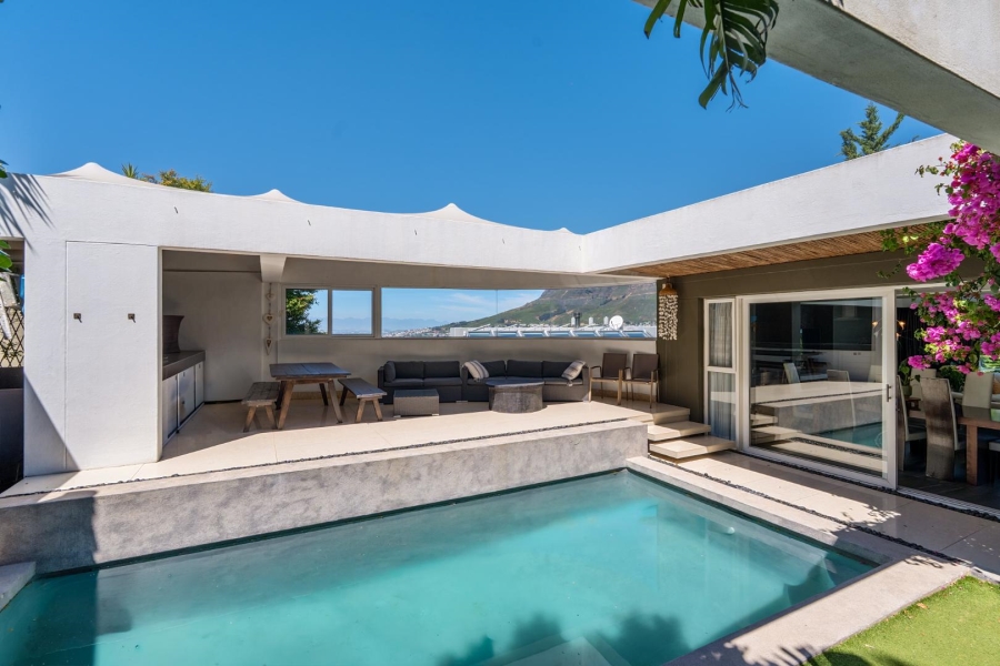 4 Bedroom Property for Sale in Tamboerskloof Western Cape